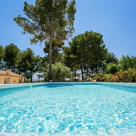 Mas De La Granette Hotel 3*